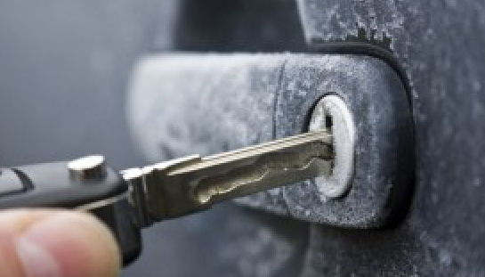 Автомобильный замок изношен, если…